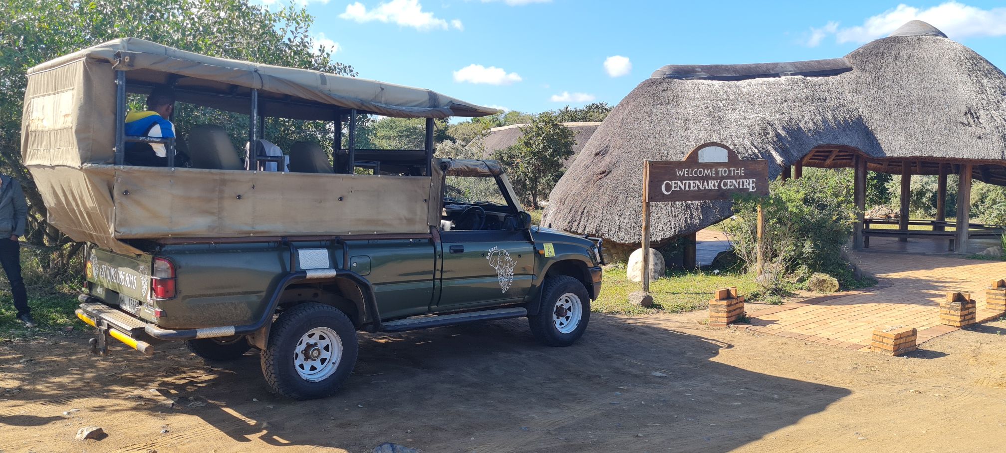 Safari For Six vehicle in Hluhluwe-iMfolozi Park